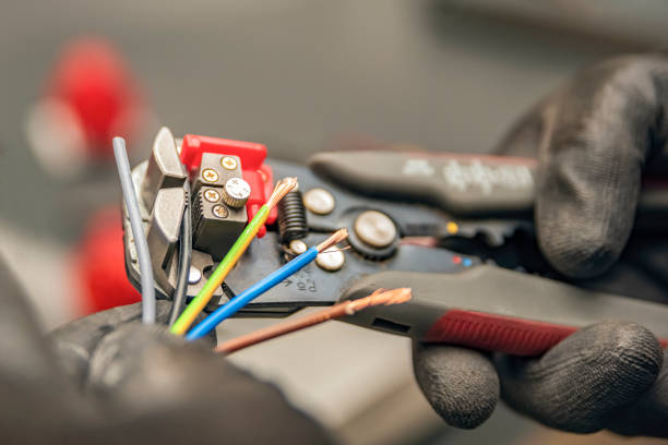 Best Industrial Electrical Services  in Basehor, KS